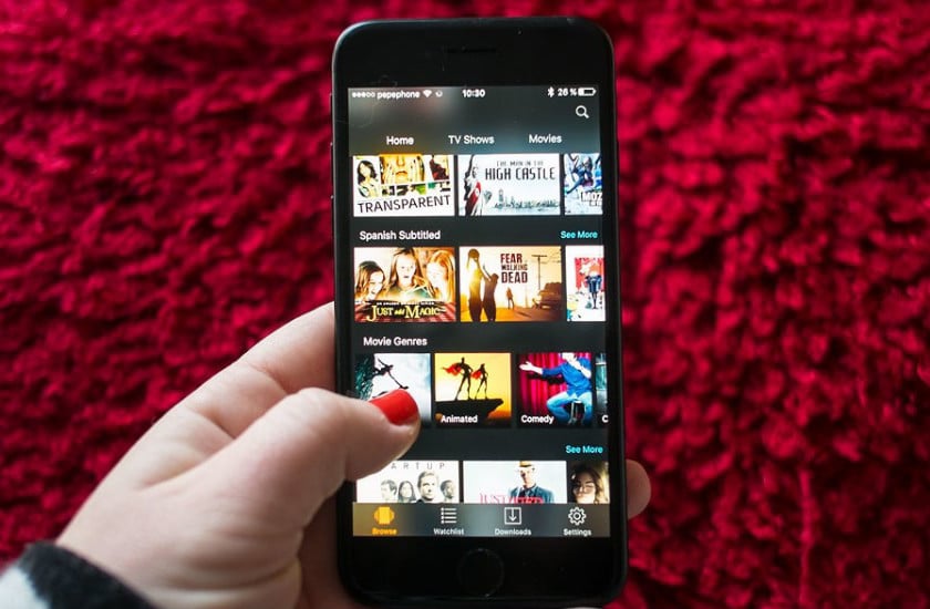 Aprende a descargar una app para ver películas y series en línea